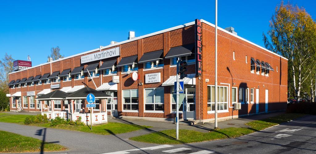 Hotelli & Ravintola Martinhovi Raisio Eksteriør billede